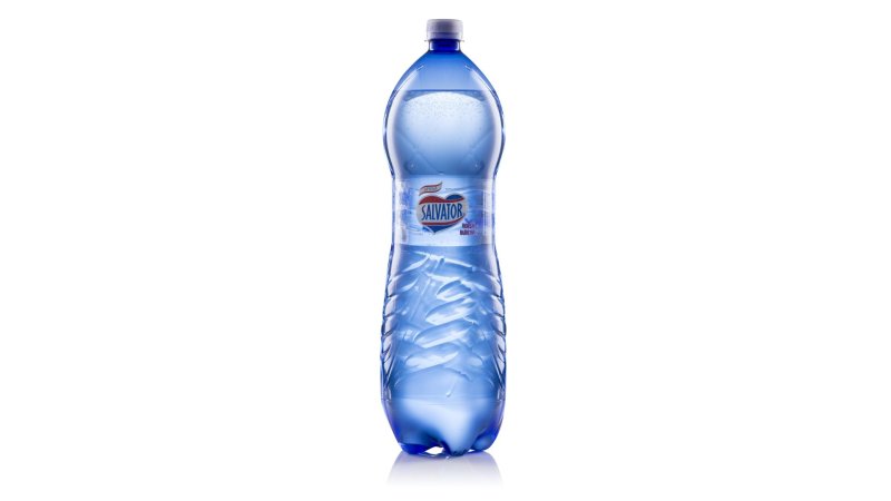 Voda Salvator sýtený 2l